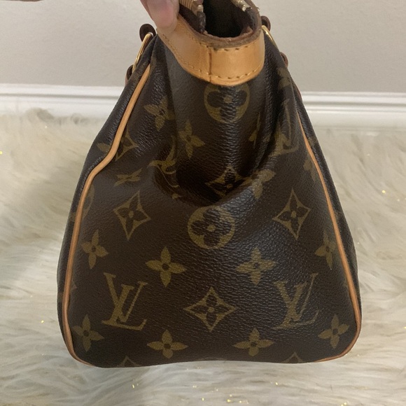 Louis Vuitton Monogram Tivoli leather hand bag - Picture 6 of 16